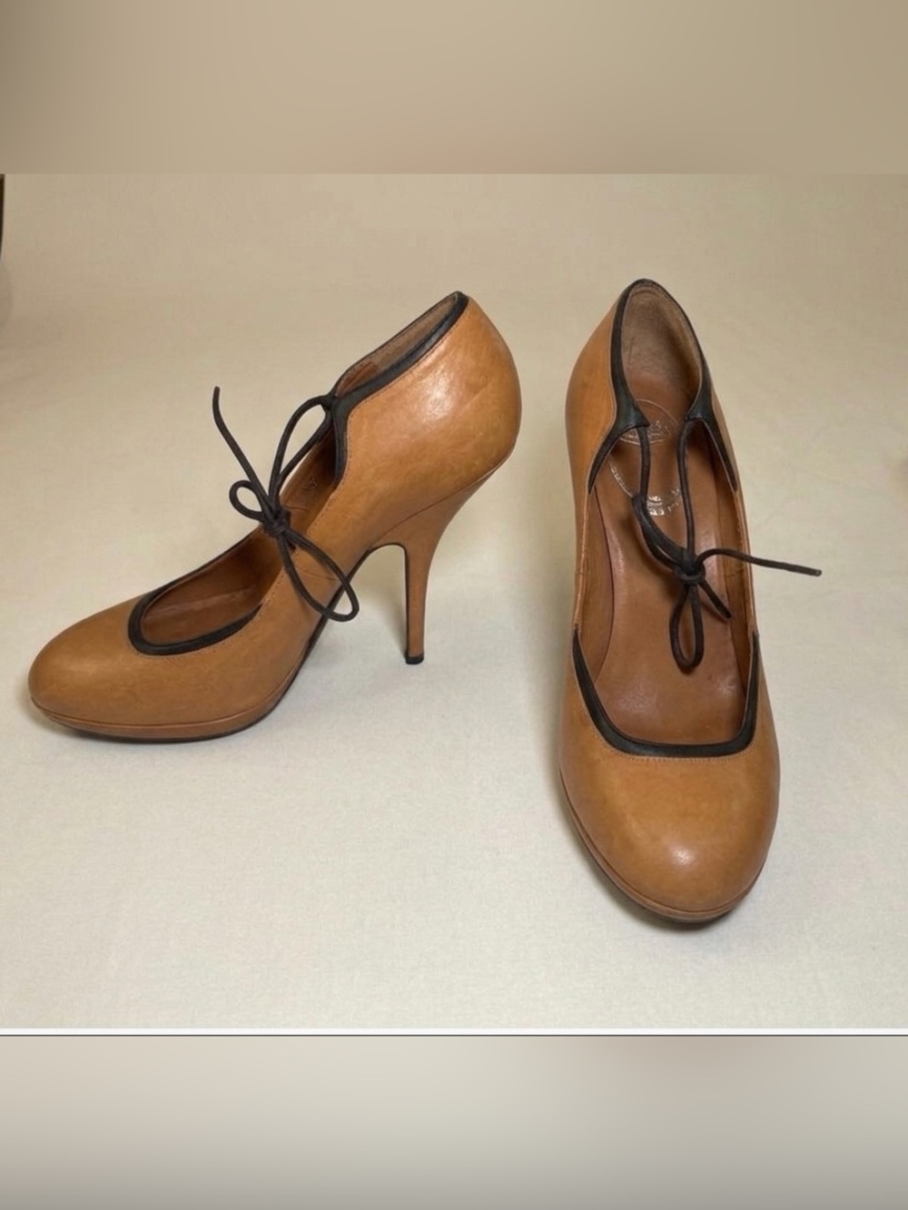 Vintage Y2K  Dries Van Noten Tan Leather Lace Up Heel Pump 38 Avant Garde dark